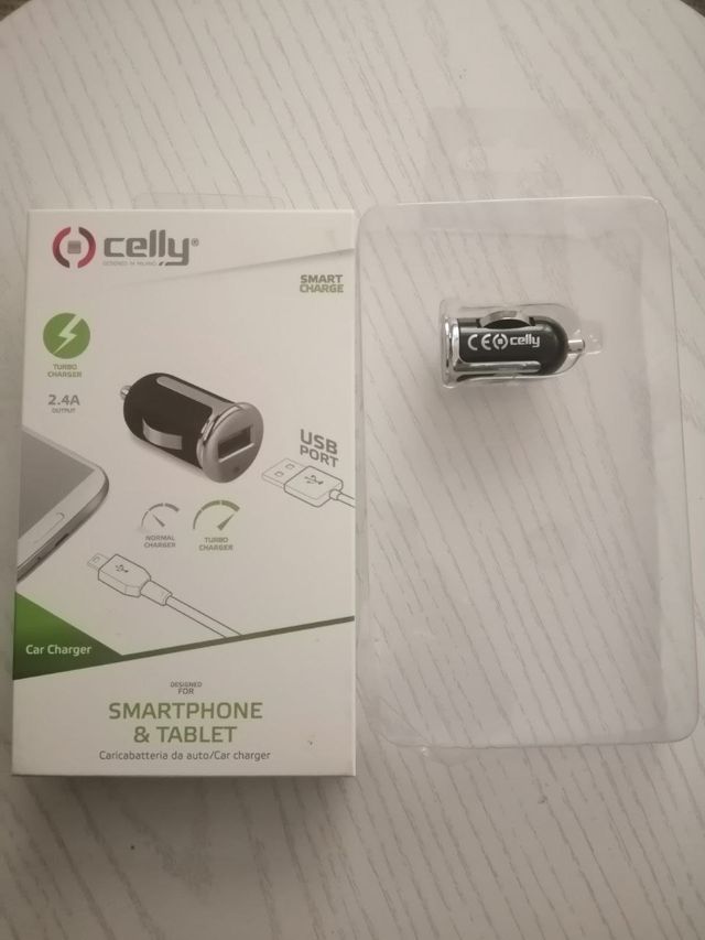 Celly Caricabatterie Auto USB 2.4A universale