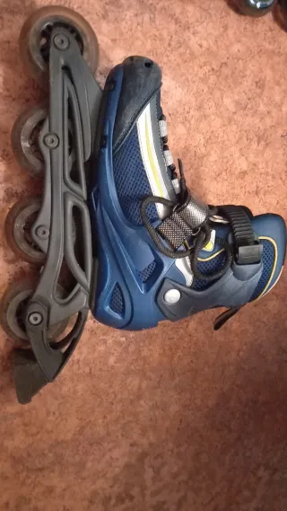 Patines en línea azules y grises, talla 39 -40