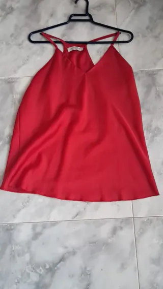 Camiseta tirantes corta mujer roja