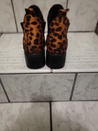 Stivaletti donna fantasia leopardata