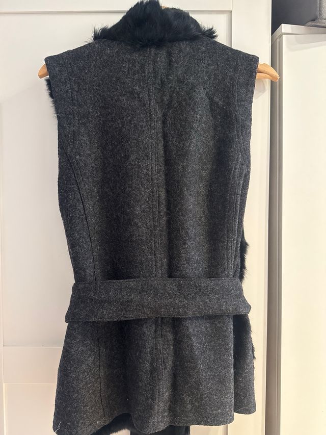 Chaleco pelo conejo negro Cortefiel