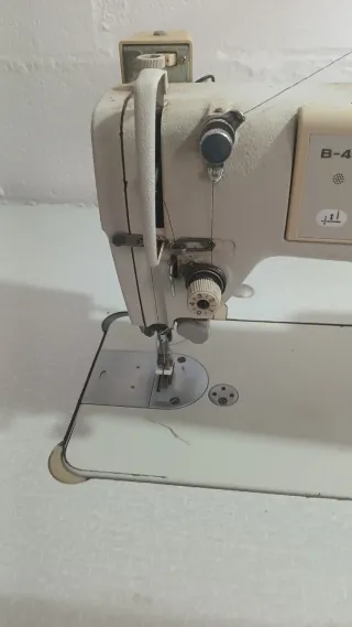 Máquina de coser Brother con poco uso