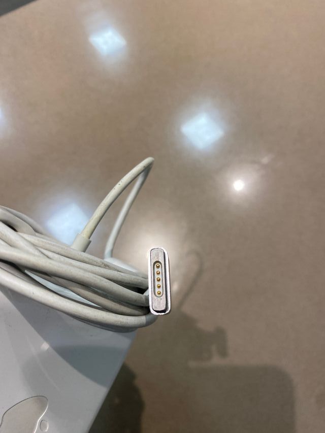 Cargador Apple MacBook Air Mag Safe 2