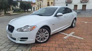 Jaguar XF 2011