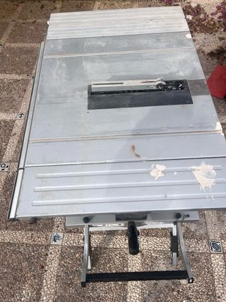 Mesa Sierra Makita MLT100N + Bastidor
