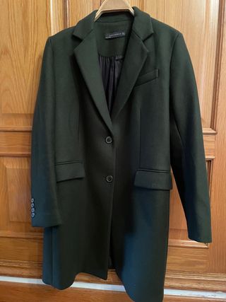Abrigo Zara verde oscuro
