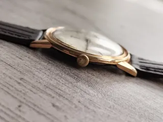 Reloj Potens Prima  mecánico