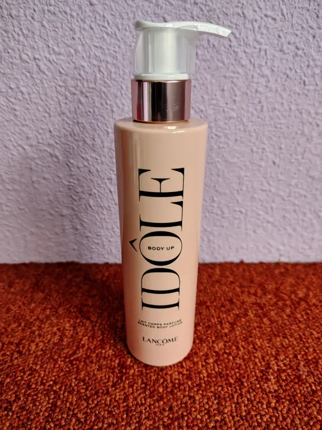 Lancôme Idôle Body Up Loción Corporal