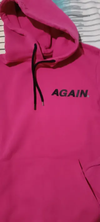 Sudadera Bershka AGAIN rosa