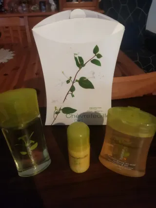 Yves Rocher Chevrefeuille Caja Perfumada