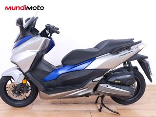 HONDA FORZA 125