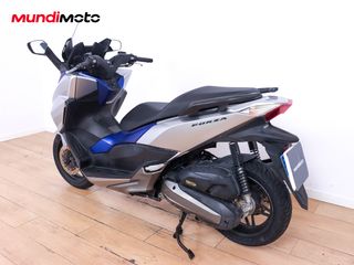 HONDA FORZA 125