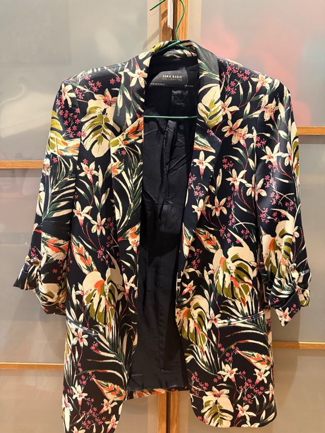 Blazer estampado floral Zara