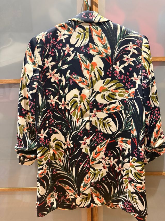 Blazer estampado floral Zara