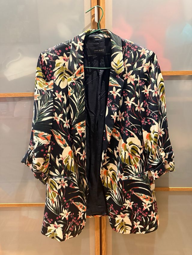 Blazer estampado floral Zara