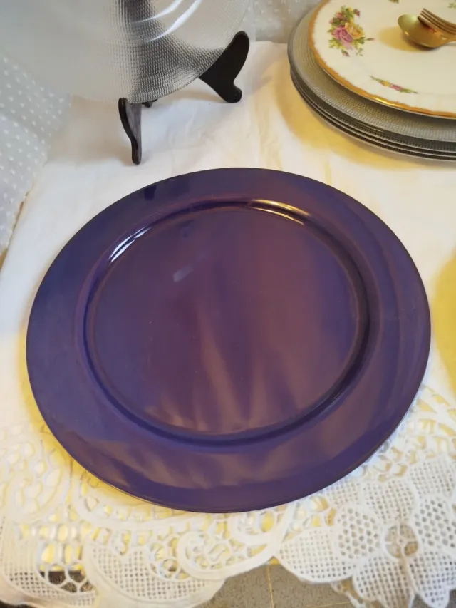 Bajoplatos. Cristal transparente, plata, ver detal