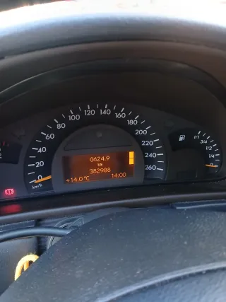 Mercedes-Benz Clase C 2004