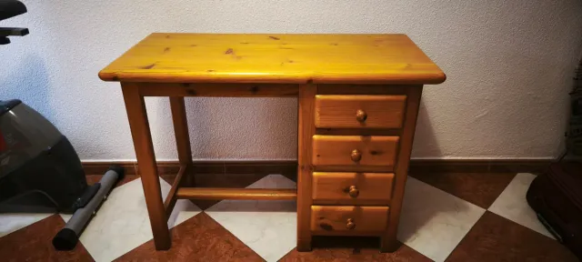 Escritorio madera pino con cajones