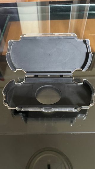 FUNDA RÍGIDA LOGITECH PSP FAT