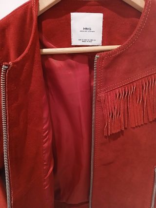 Cazadora roja ante flecos  Mango