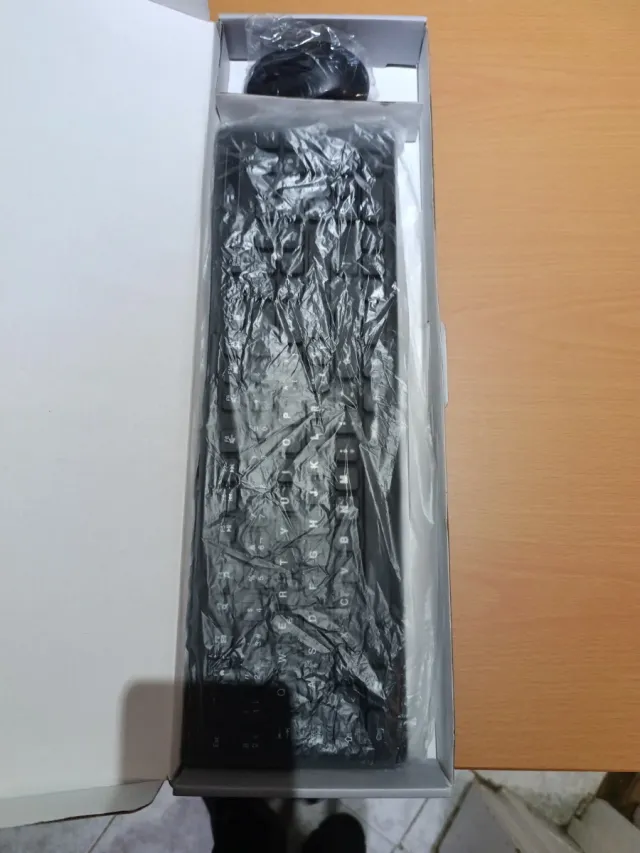 Teclado y Ratón Inalámbrico ZEEMAN