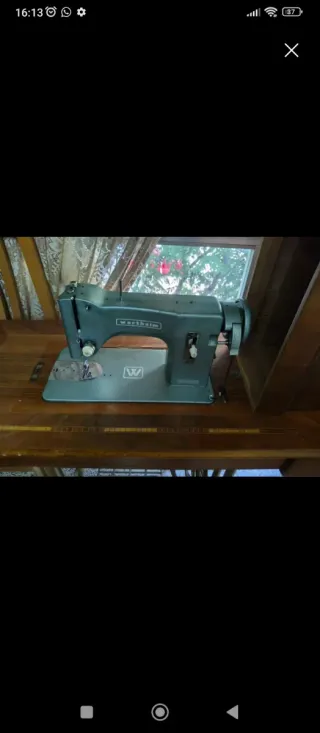 Máquina de coser Wertheim
