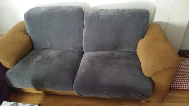 Sofás de dos modelos distintos