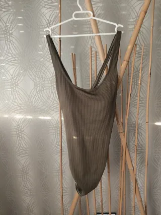 Bañador mujer verde oliva talla L