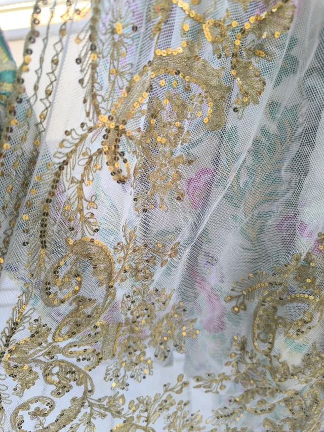 Traje de Fallera bordado