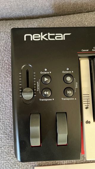 Teclado Controlador Nektar SE49 USB MIDI