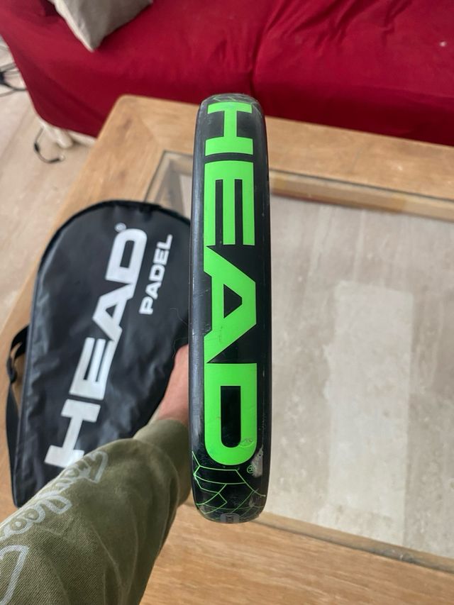 Pala de pádel Head con funda