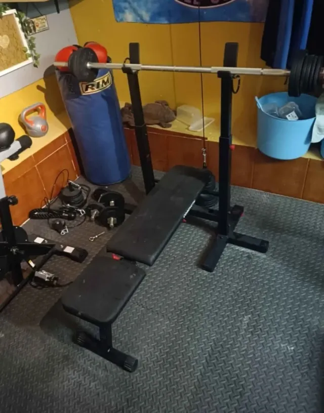 Banco de Pesas y Bicicleta Estática