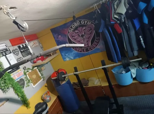 Banco de Pesas y Bicicleta Estática