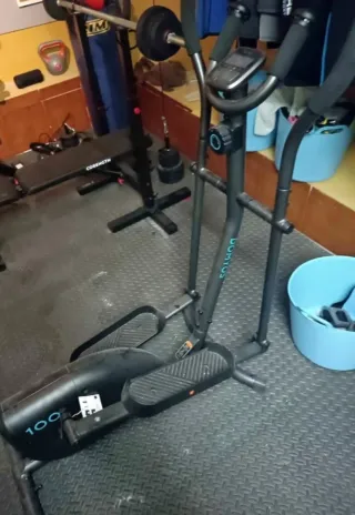 Banco de Pesas y Bicicleta Estática