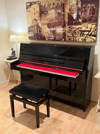 Piano Kawai K-15E del año 2006