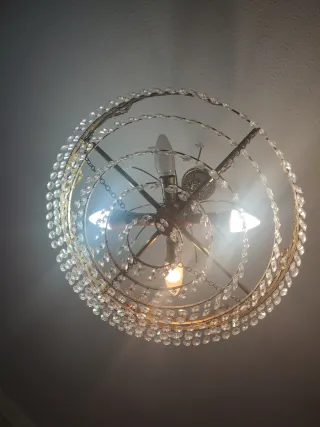 Lámpara de techo de cristal y metal