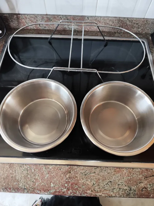 Comedero doble para mascotas