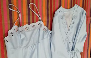 Conjunto bata y camisón azul Talla M