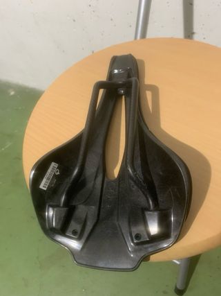 Sillín Prologo SCRATCH M5 carbono