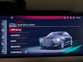 AUDI A3 SEDAN 2.0 TDI 35 150CV S-LINE S-TRONIC