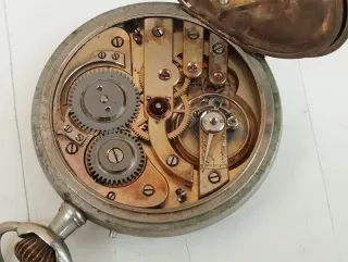 Antico orologio da tasca fattura anonima funziona