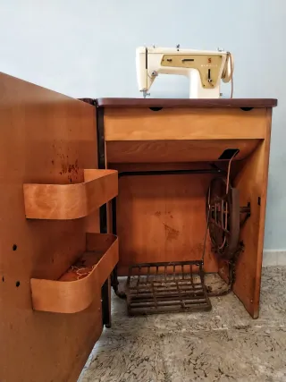 Macchina da cucire Singer 237 Fashion Made