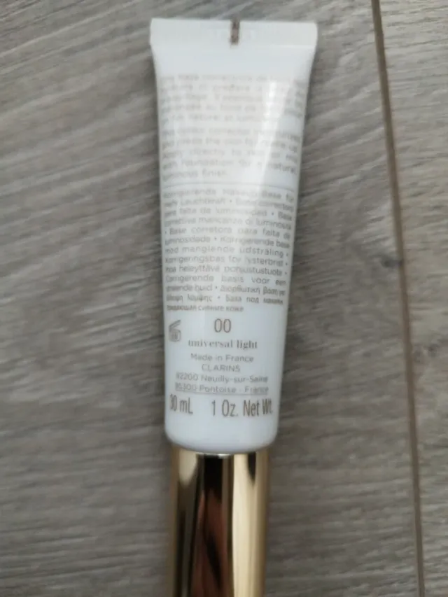 Base correctora SOS Clarins