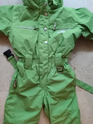 Mono de nieve verde Talla 4 años