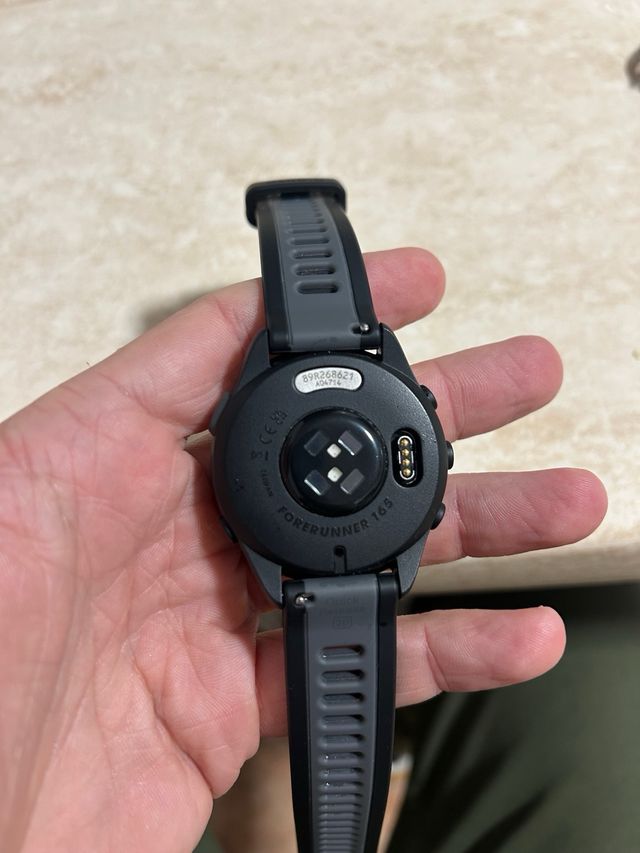 Garmin Forerunner 165 Smartwatch Negro/Gris