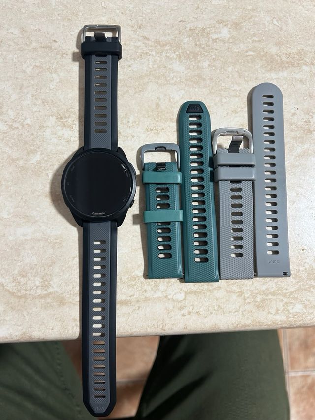 Garmin Forerunner 165 Smartwatch Negro/Gris