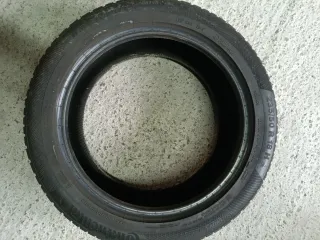 Neumáticos Invierno 235/50R18