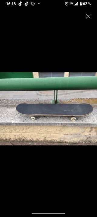 2 Patinetes / Skateboards
