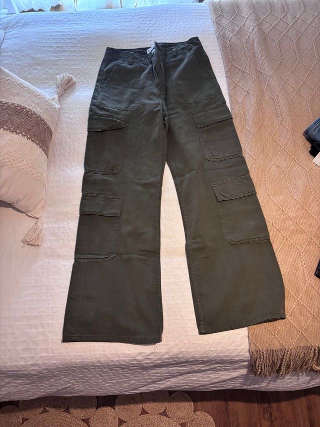 Pantalones cargo verdes