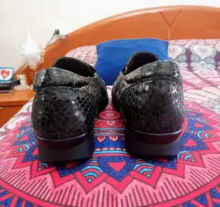 Pitillos Mocasines piel serpiente mujer 37.